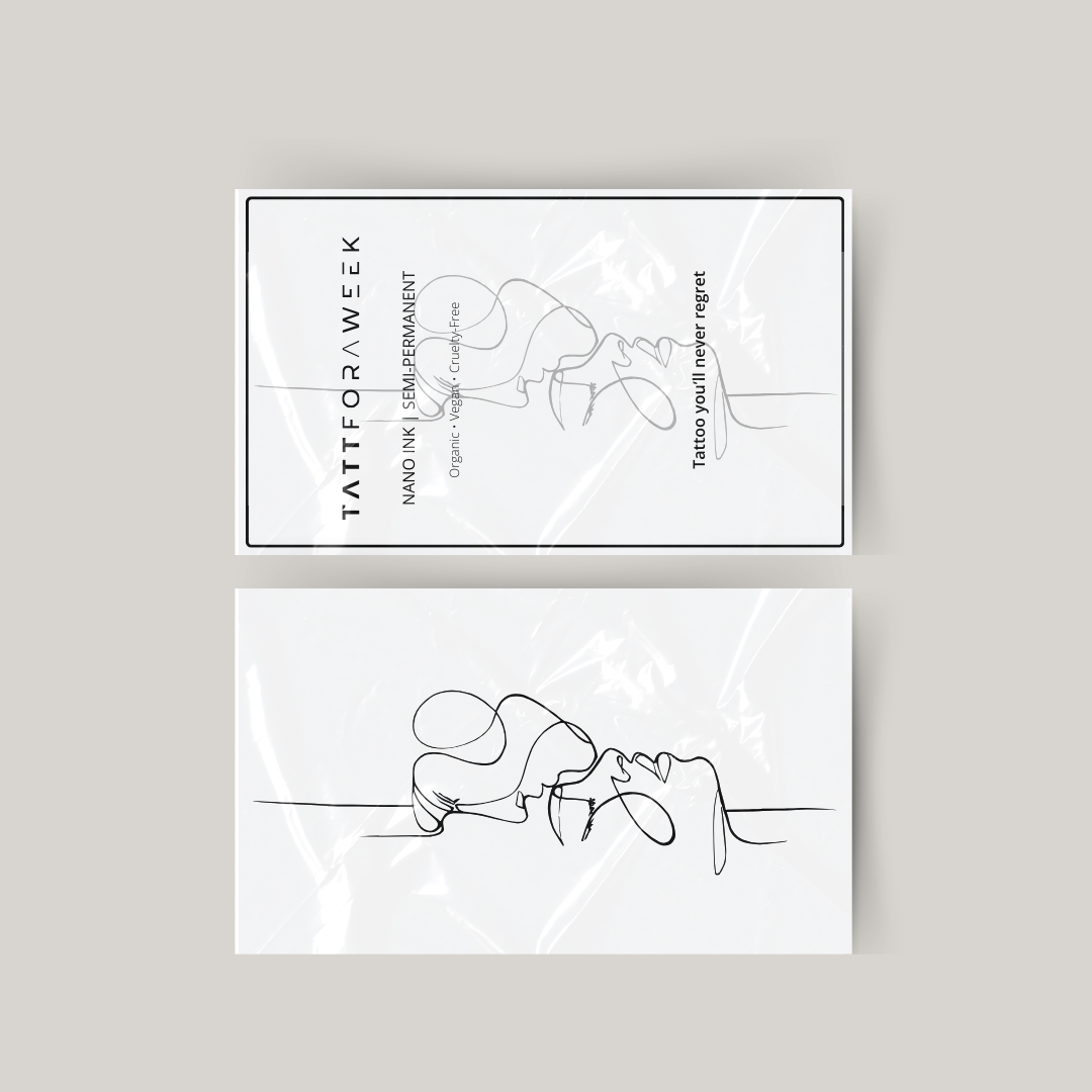 Tatuaggio temporaneo bacio sulla fronte