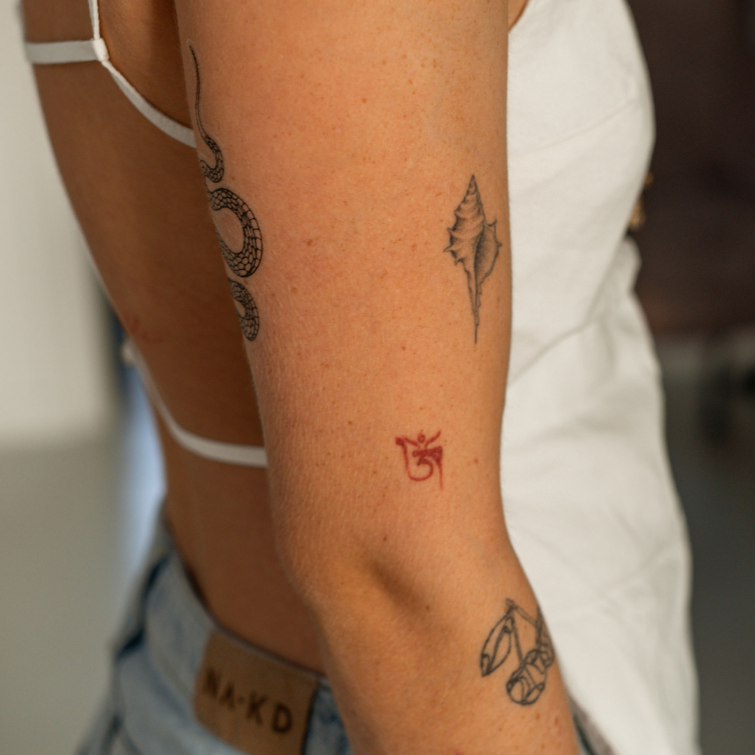 Foglio di tatuaggi temporanei: più design in 1 pacchetto | tattforaweek