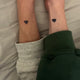 Cuore nero del tatuaggio temporaneo