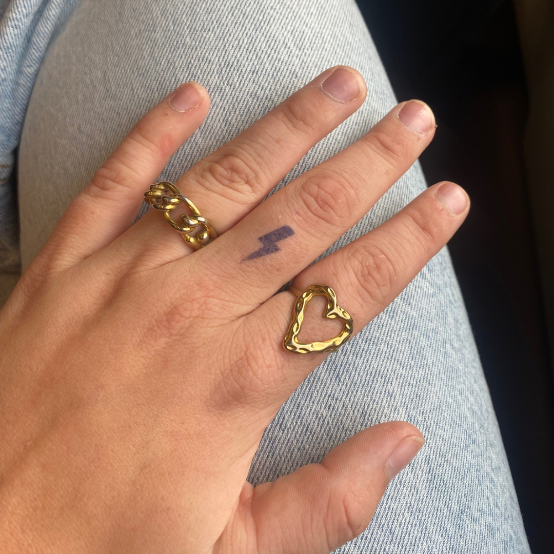 Fulmine tatuaggio temporaneo