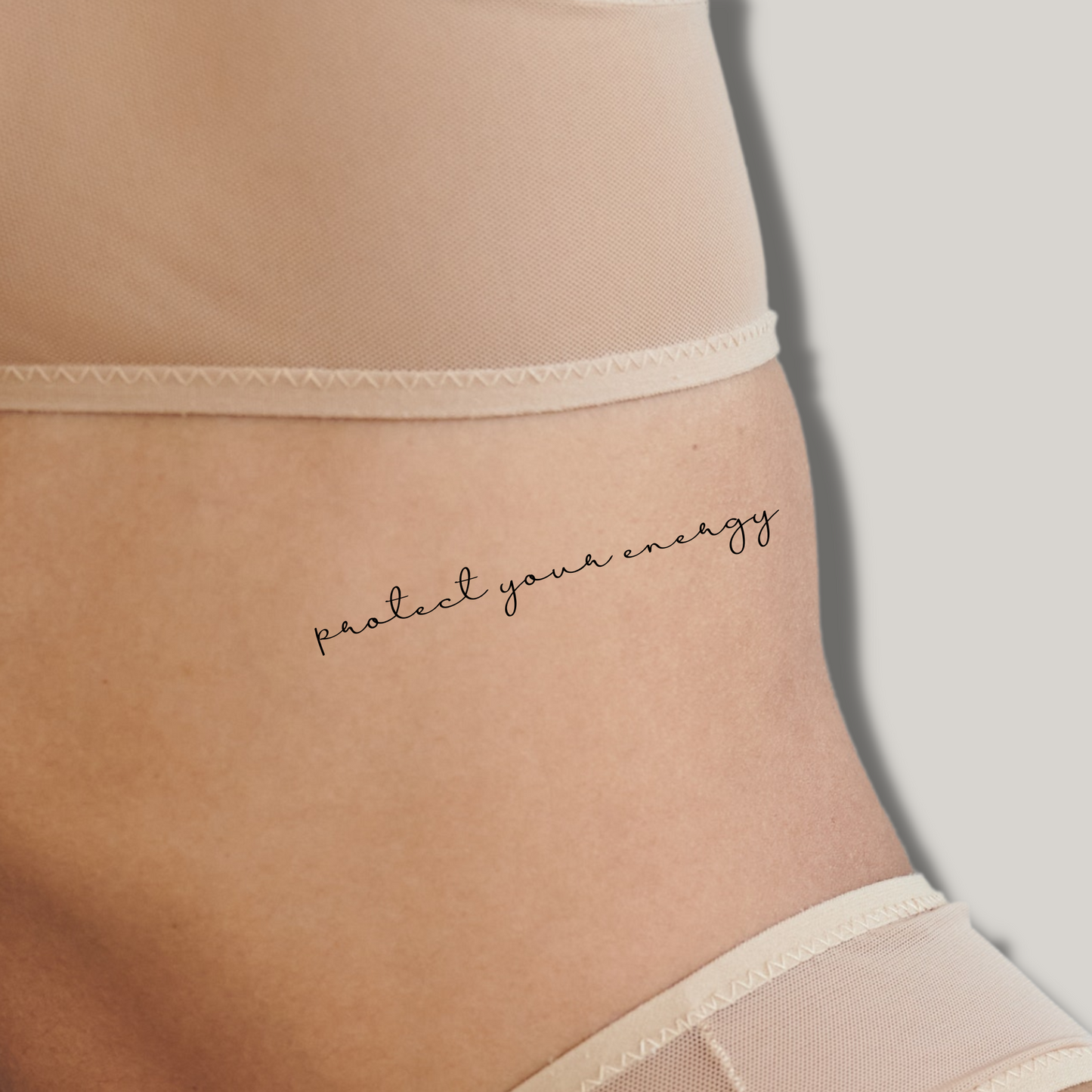 Tatuaggio sulle costole